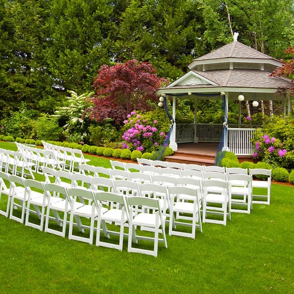 wedding & event trailers offers a range of trailer sizes and styles to suit the needs and aesthetics of different weddings and events